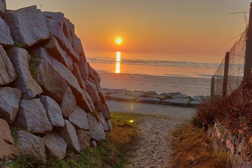 La Chaloupe Gites De Mer Жуллувиль-ле-Пен Экстерьер фото